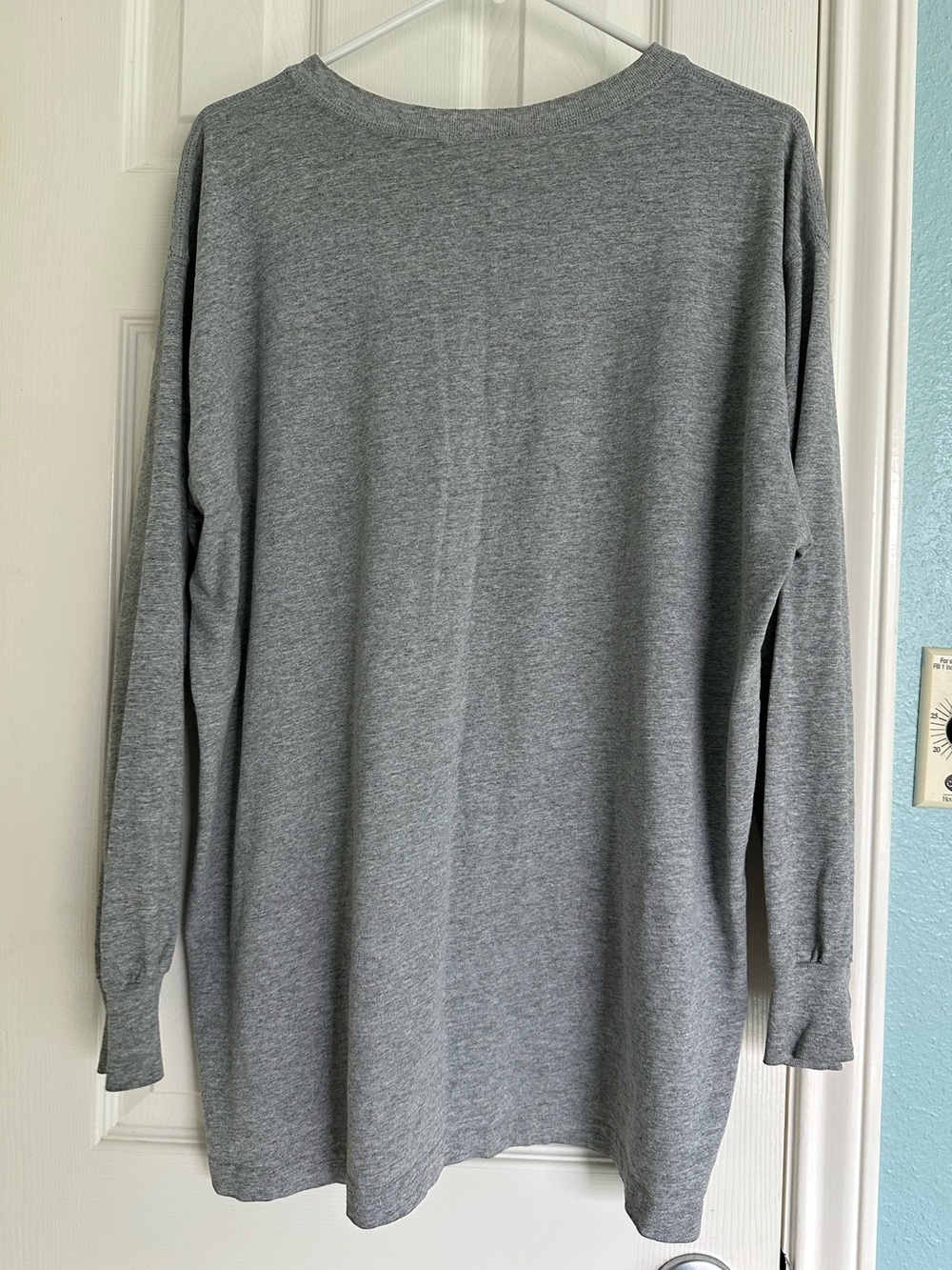 Vtg 80s Mickey Unlimited Gray Henley Embroidered Disney Minnie Pluto size 2X - Picture 4 of 7